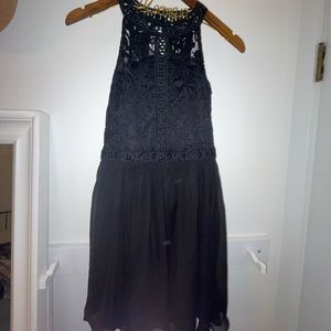 Black lace Alya mini dress